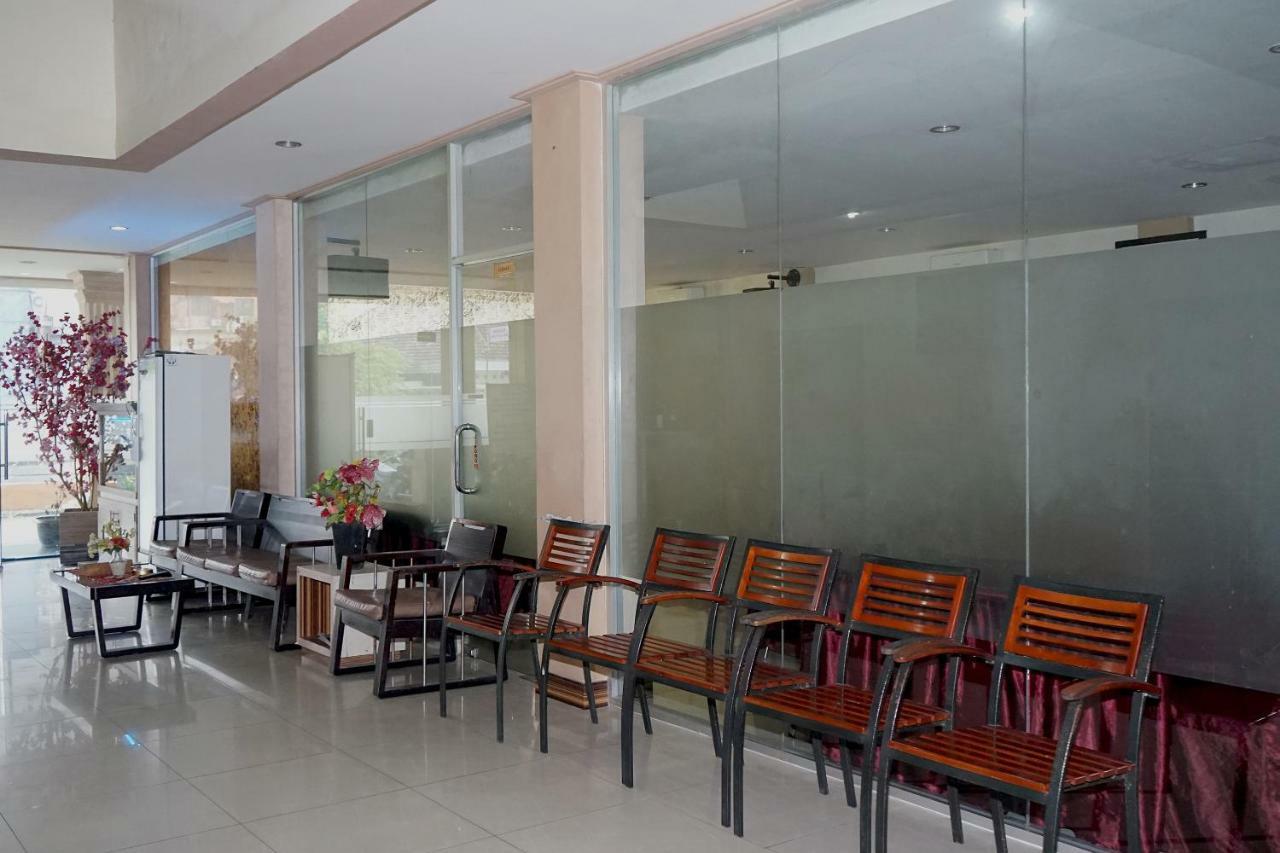 Hotel Golden Vella Pangkal Pinang Exterior foto